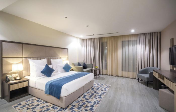 โรงแรม บรีเซห์ อัลคโฮบาร์