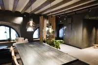 Hostal Porxos Garden - Guest houses