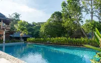 Padi Heritage Hotel - parking