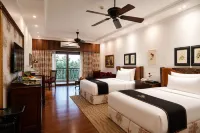 Mayfair Himalayan Spa Resort - سبا