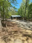 Minutes away from one of the greatest crappie fishing lakes in the world - Homestays