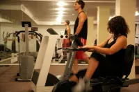 Caesar Premier Eilat Hotel - Phòng tập thể hình