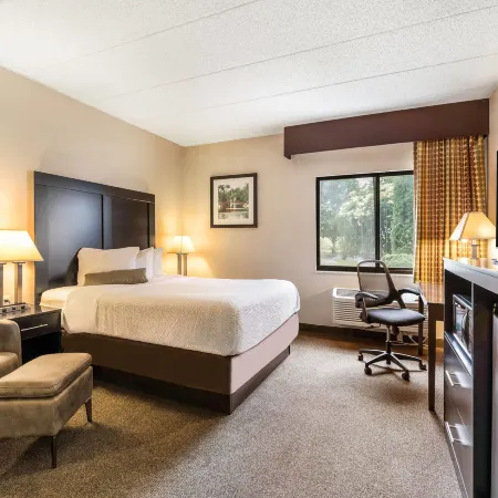 Baymont by Wyndham Janesville