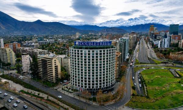 DoubleTree by Hilton Santiago Kennedy
