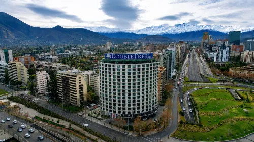 DoubleTree by Hilton Santiago Kennedy - Bars