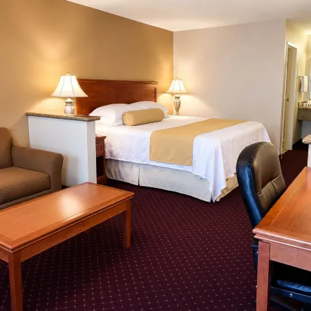 Burbank Inn and Suites