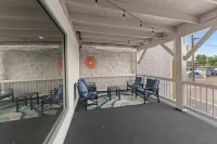 Modern Desert Oasis Studio in Historic Downtown Yuma - 4 étoiles