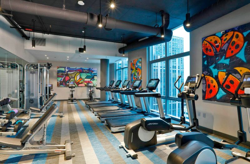 Aloft Chicago Mag Mile photo 3