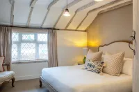Purple Poppy Cottage - Hot Tub