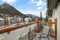 The Rundlestone Lodge - Bjergudsigt