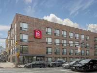 Red Roof PLUS+ Brooklyn - 3rd Ave Hotels near Red Hook