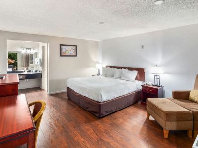 Inn at Lake Washington by OYO I-405