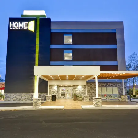 Home2 Suites by Hilton Maumee Toledo