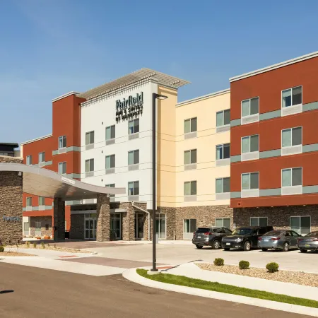 Fairfield Inn & Suites Northfield