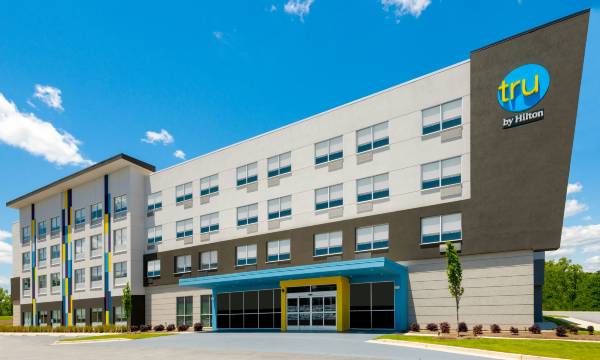 Tru by Hilton Spartanburg