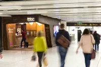 Bloc Hotel London Gatwick Airport - bar