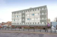 Premier Inn Birkenhead Town Centre - Parking