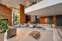 Longue VIE Hotels - balcony