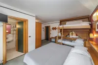 Hotel Santanton - 4-Star