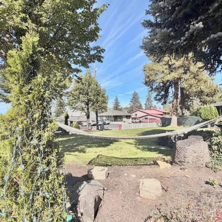 Cascade Lodge
