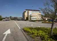 Hotel de Zoete Inval Haarlemmerliede - parking