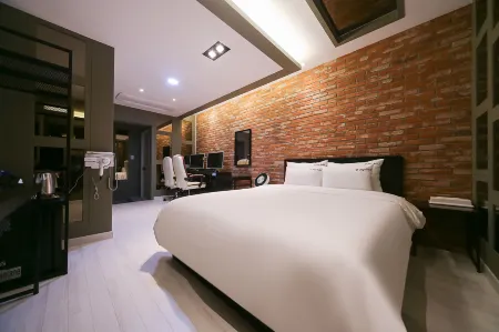 Yeongcheon D-Day Hotel Отели в г. Йончхон