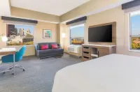 Hampton Inn & Suites Pittsburgh-Downtown - 2-Star