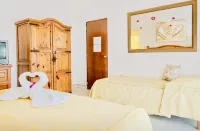 Playacar Deluxe Comfort Balcony Room with Swimming Pool Air Conditioning & Park - Homestays