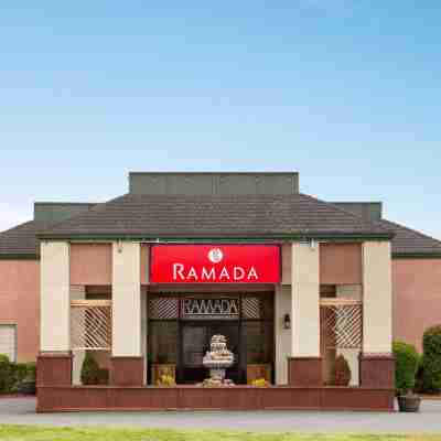 Ramada by Wyndham Arcata Hotel Exterior