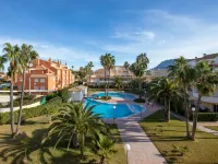 Jardines de Denia I - 수영장