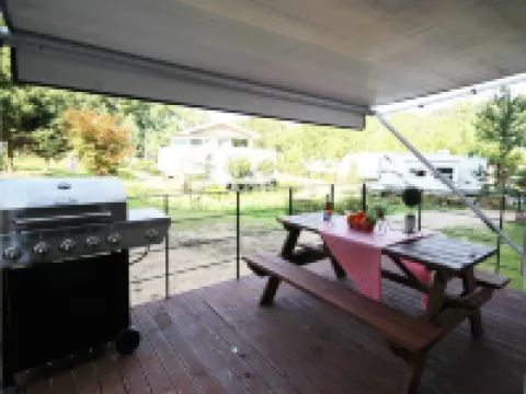 Yecheon Easy Caravan Campground Pension 醴泉のホテル