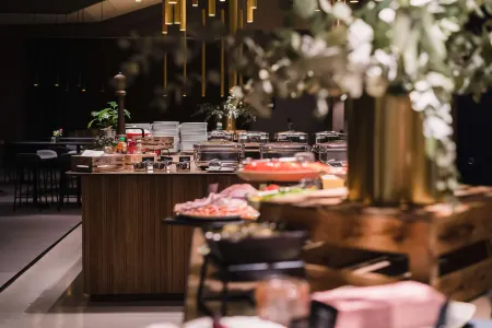 Scandic Opalen Отели рядом с достопримечательностью «Chalmers Conference Centre»