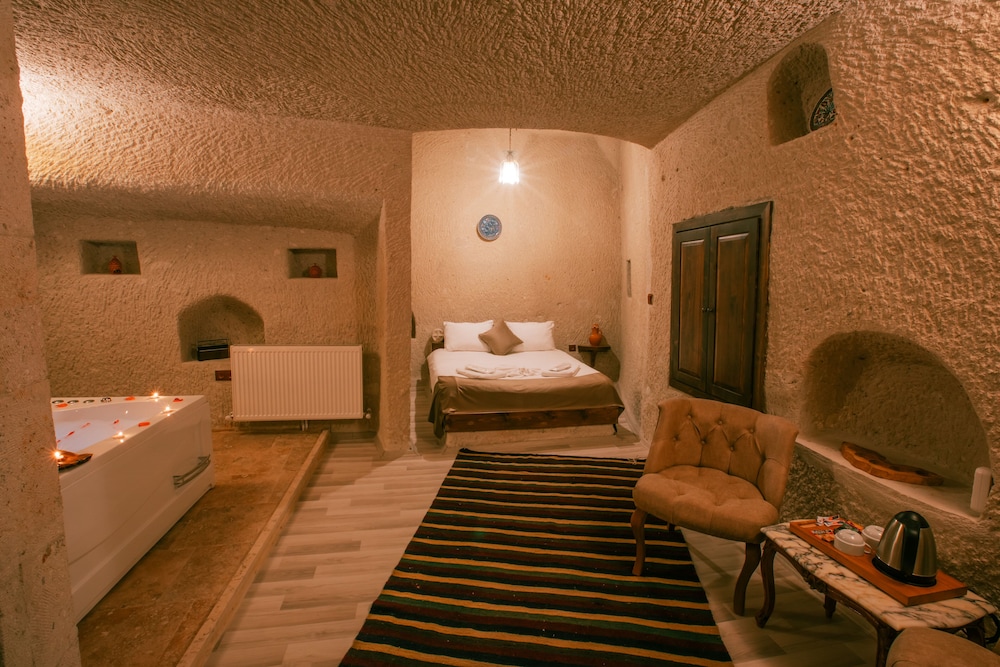 Mia Cappadocia Cave Hotel