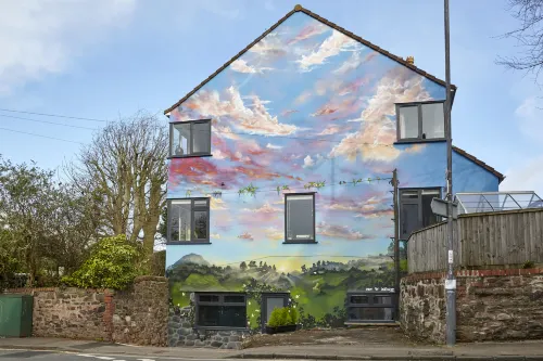Your Apartment | Bristol The Mural - Villas