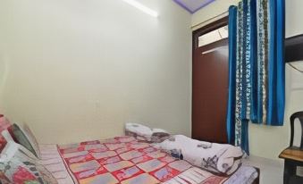 The Midas Guest House - Housity