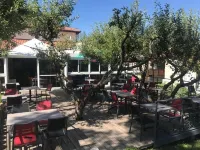 Hôtel Restaurant l'Artière Отели в г. Сен-Жен-Шампанель