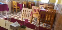 London House Resort - breakfast