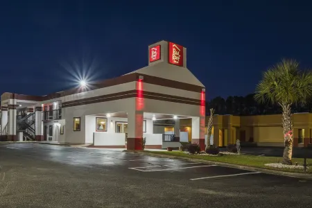 Red Roof Inn Walterboro Отели в г. Коллтон Каунти