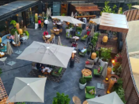 卡薩布蘭卡市中心歐諾莫酒店 鄰近Phare d'el Hank的酒店