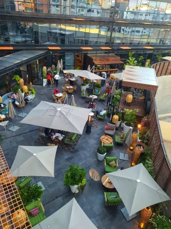 Onomo Hotel Casablanca City Center Отели рядом с достопримечательностью «Mohammed V Square»