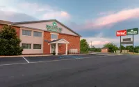 HomeTowne Studios Wilmington - New Castle Hotels near Mt. Cuba Astronomical Observatory