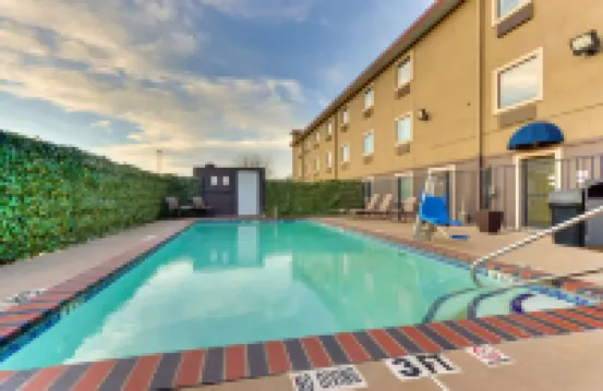 Best Western Plus University Inn  Suites