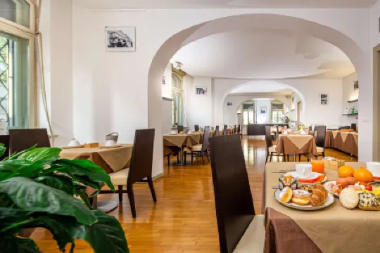 Europalace Hotel, BW Signature Collection Отели рядом с достопримечательностью «Duino Castle»