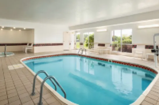 Country Inn & Suites by Radisson, Owatonna, MN