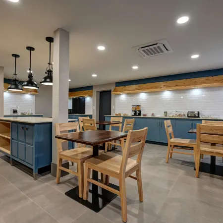 Country Inn & Suites by Radisson, Pierre, SD