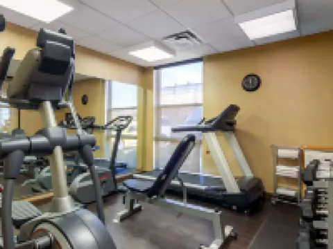 Comfort Inn & Suites Hotels in La Grange