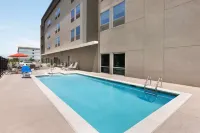 La Quinta Inn & Suites by Wyndham Rock Hill - piscina