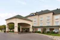 Days Inn by Wyndham Ottawa Airport