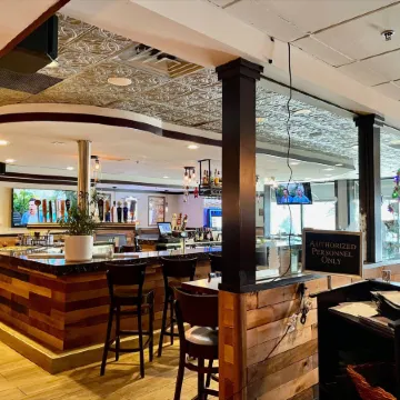 Holiday Inn BLMGTN ARPT SOUTH - MALL AREA by IHG