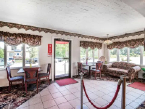 Econo Lodge Hotels in Windham County
